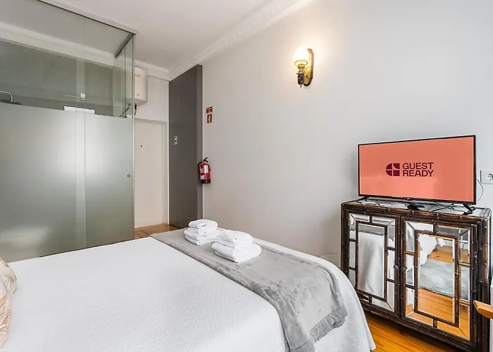 Guestready - Gold Leaf