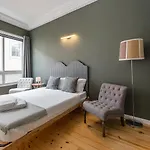 Guestready - Gold Leaf